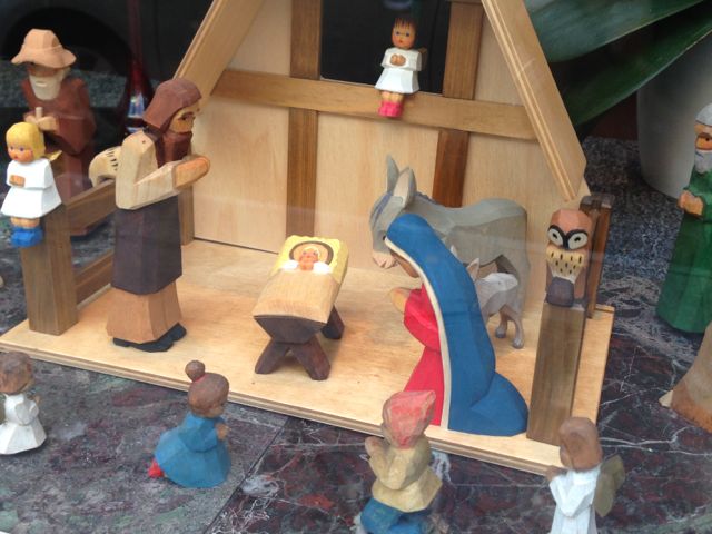 photo of New Orleans gift shop window Nativity set