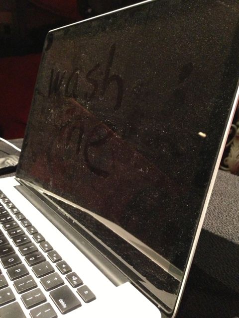 dirty macBook screen