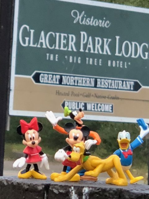 Glacier Park Lodge sign