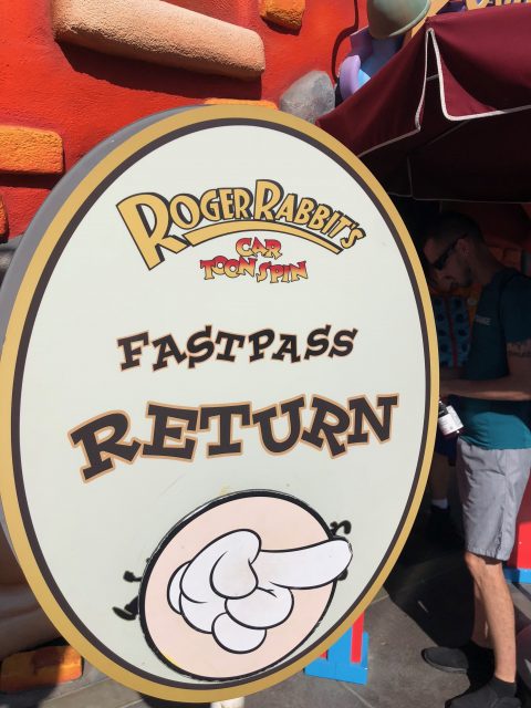 Disney Fast Pass return sign
