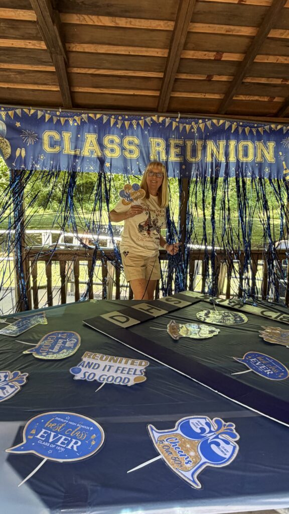 high school reunion photo opportunity area